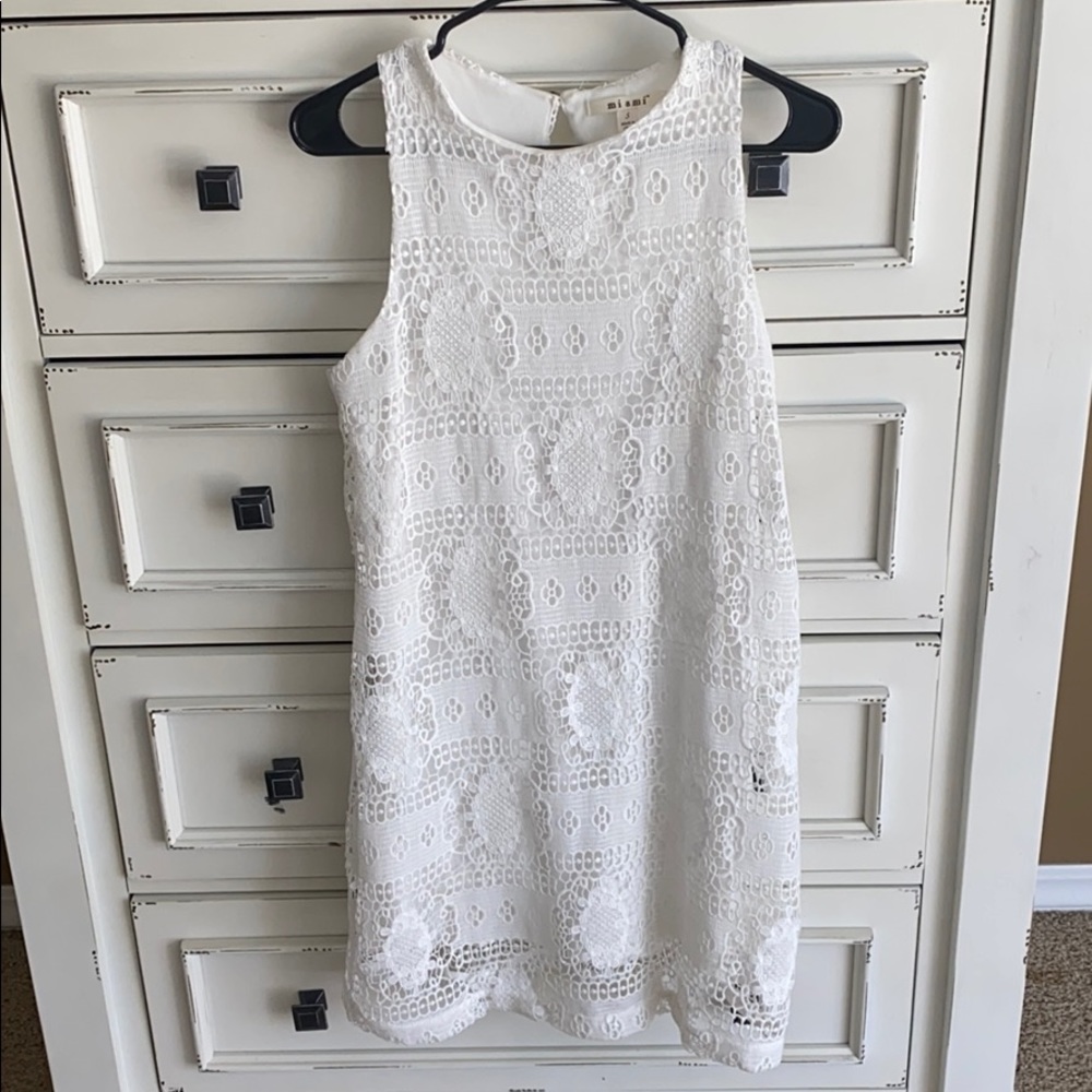 White lace dress